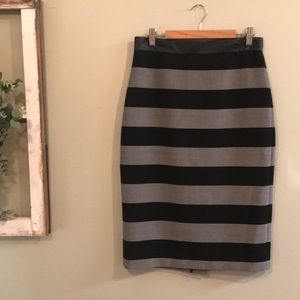 BANANA REPUBLIC Black and gray pencil skirt -Sz 6